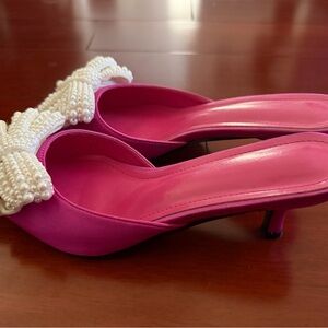 Elegant Pink Women's Heels with Pearl Embellishments